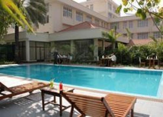 Swimming Pool of Mandalay City Hotel