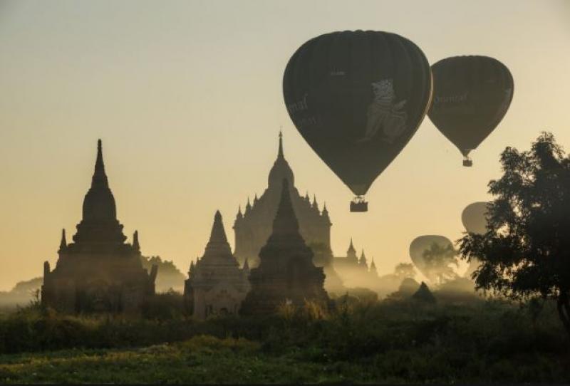 Ballooning at Bagan (Start from 01/10/17-10/04/18) General 1